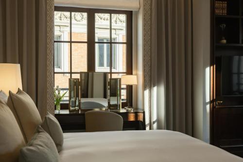 corinthia rome