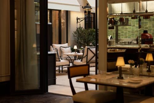 corinthia rome