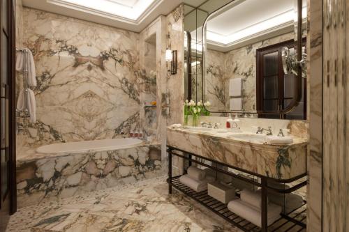 corinthia rome
