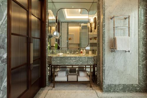 corinthia rome