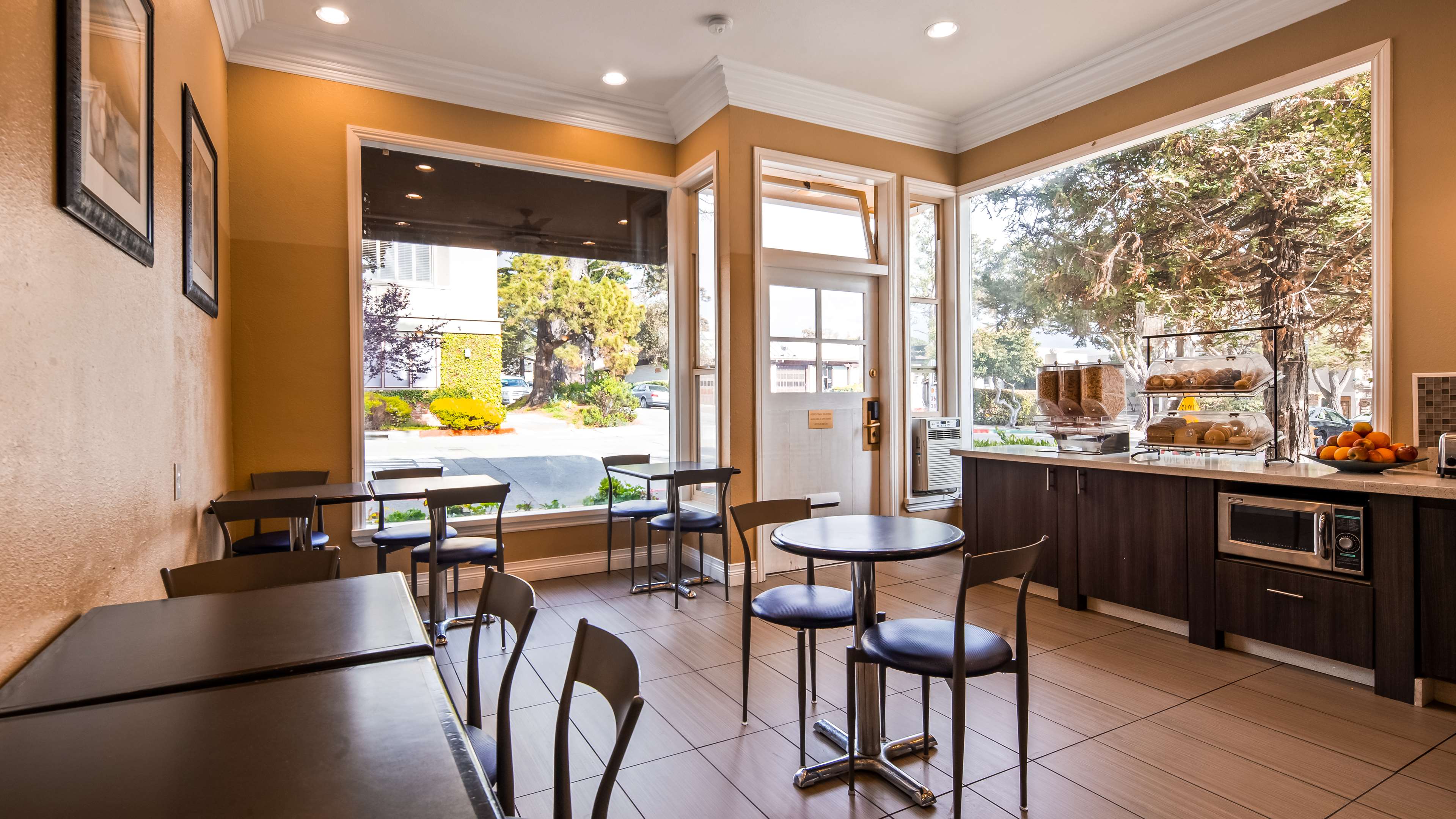 best western carmels town house lodge