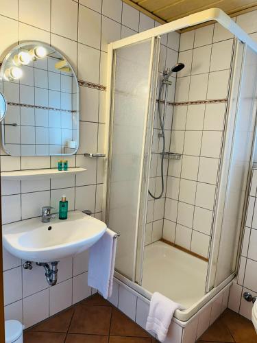 gastehaus tonisvorst