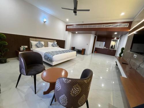 sunrise dream world sapno ri dhani hotel