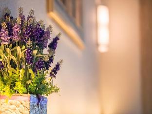 lavender inn nusa bestari