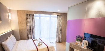 lavender inn nusa bestari