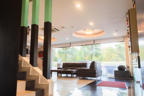 lavender inn nusa bestari