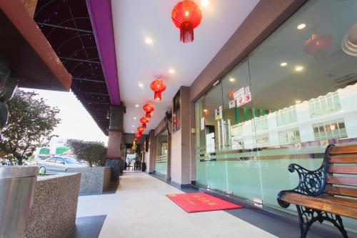 lavender inn nusa bestari