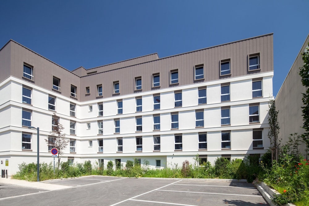 bandb hotel paris romainville noisy le sec