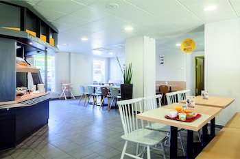 bandb hotel paris romainville noisy le sec