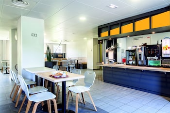 bandb hotel paris romainville noisy le sec