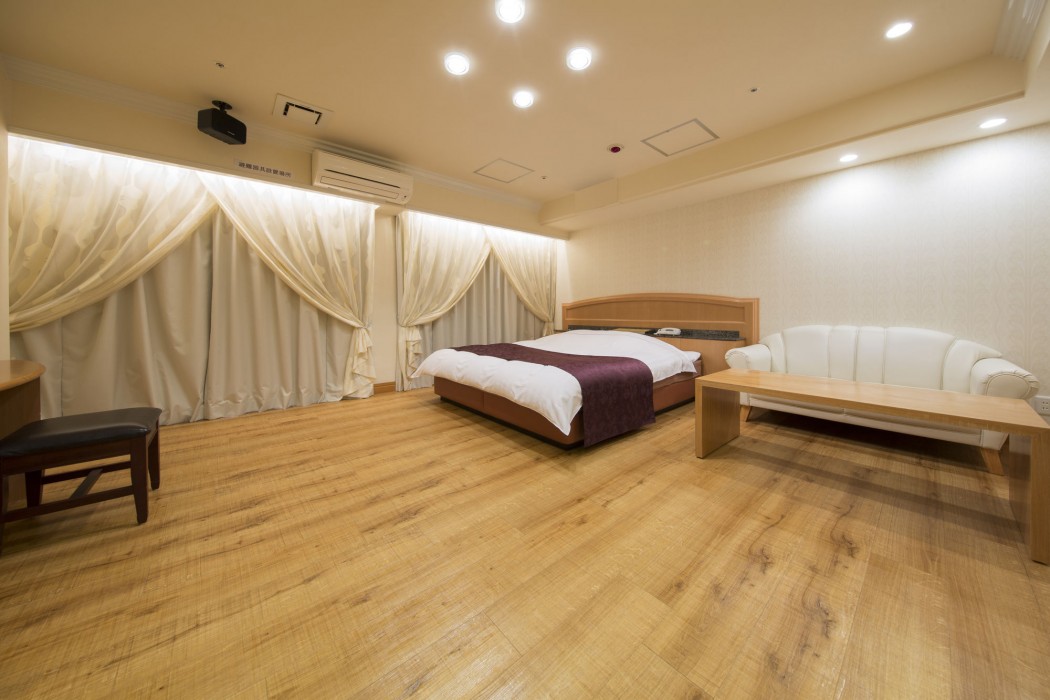 hotel alps adults only