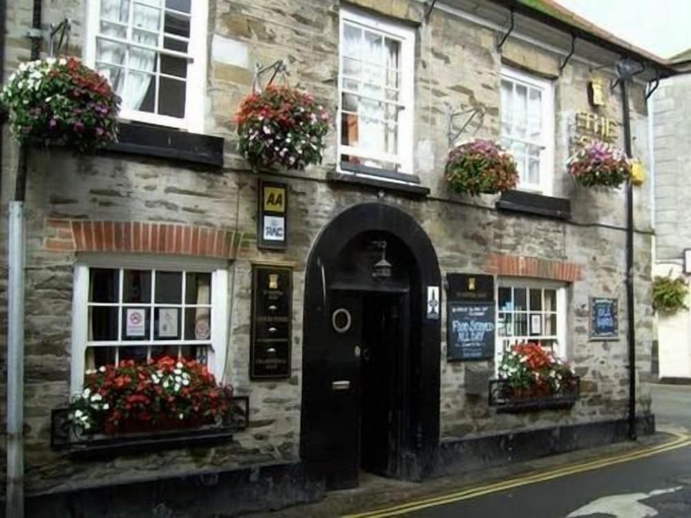 the ship inn adults only