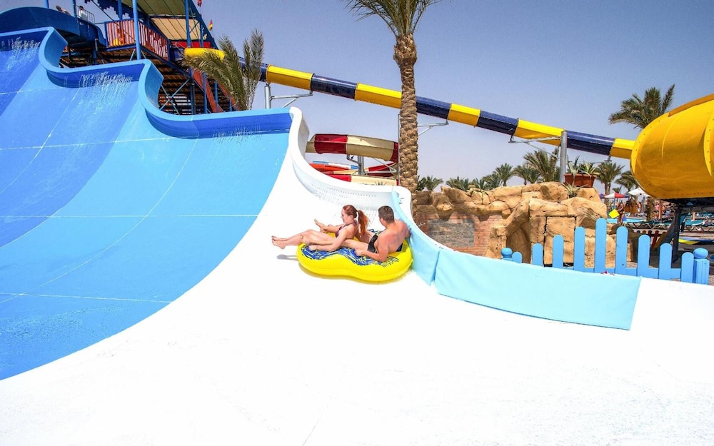 sunrise serano aqua park resort