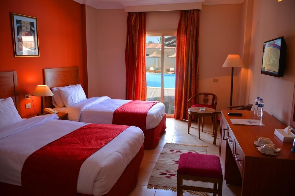 sunrise serano aqua park resort