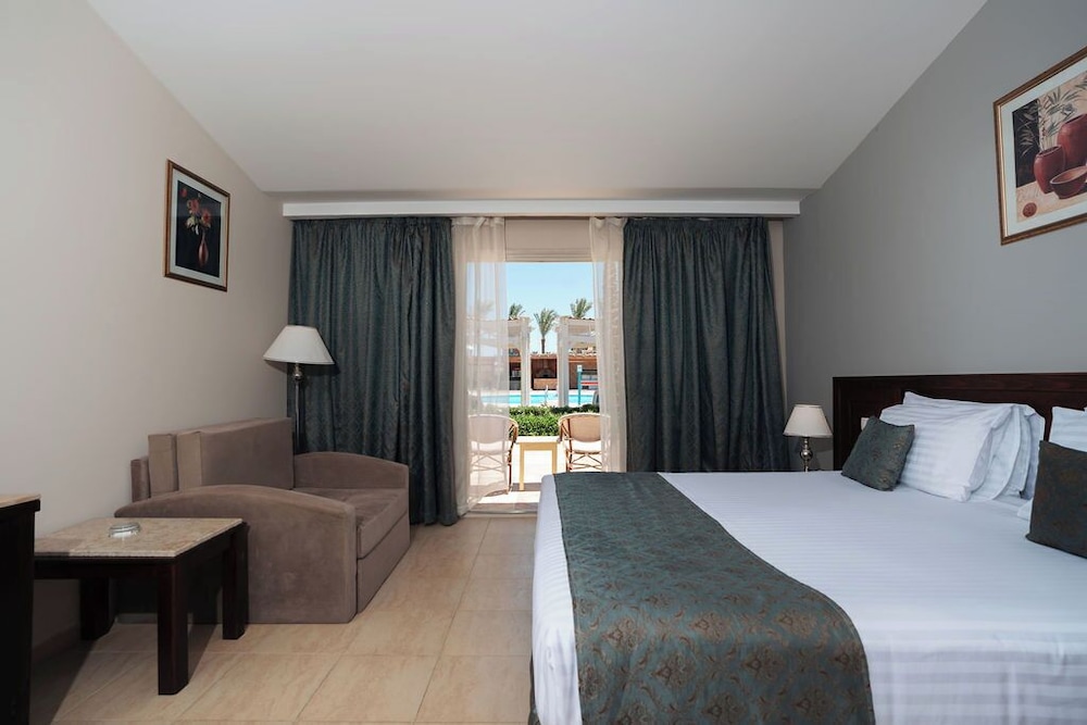 sunrise serano aqua park resort