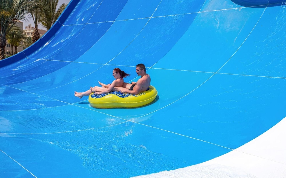 sunrise serano aqua park resort