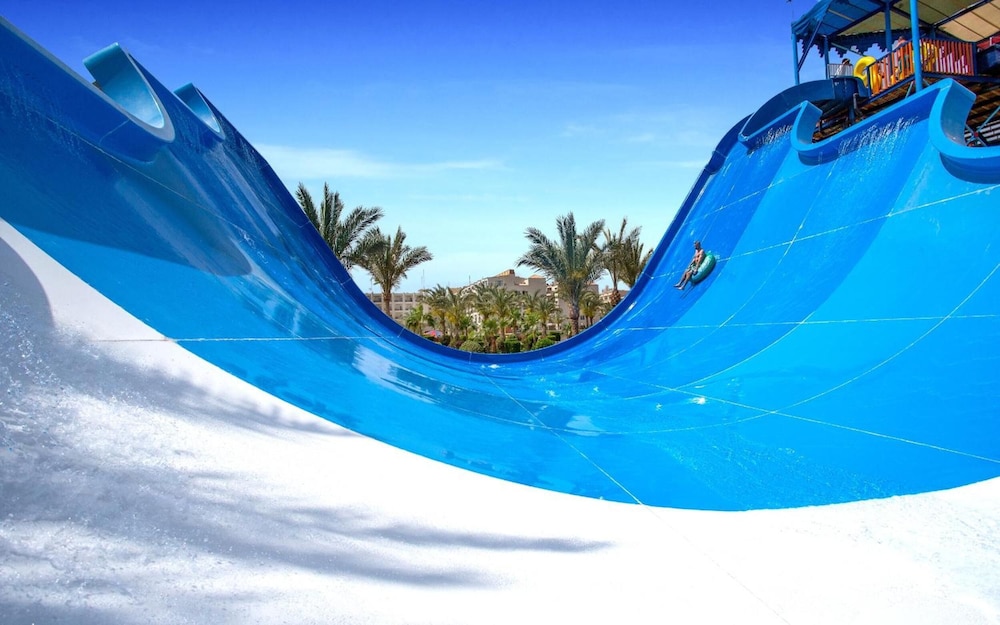 sunrise serano aqua park resort