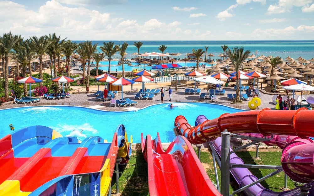 sunrise serano aqua park resort
