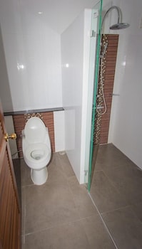 tharnrarin villa suphan buri