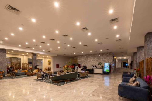 Palms By Eagles Airport City (Formerly Holidayinn),,4 star