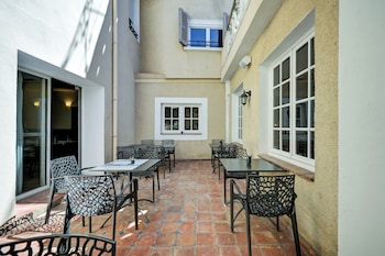 carpentras