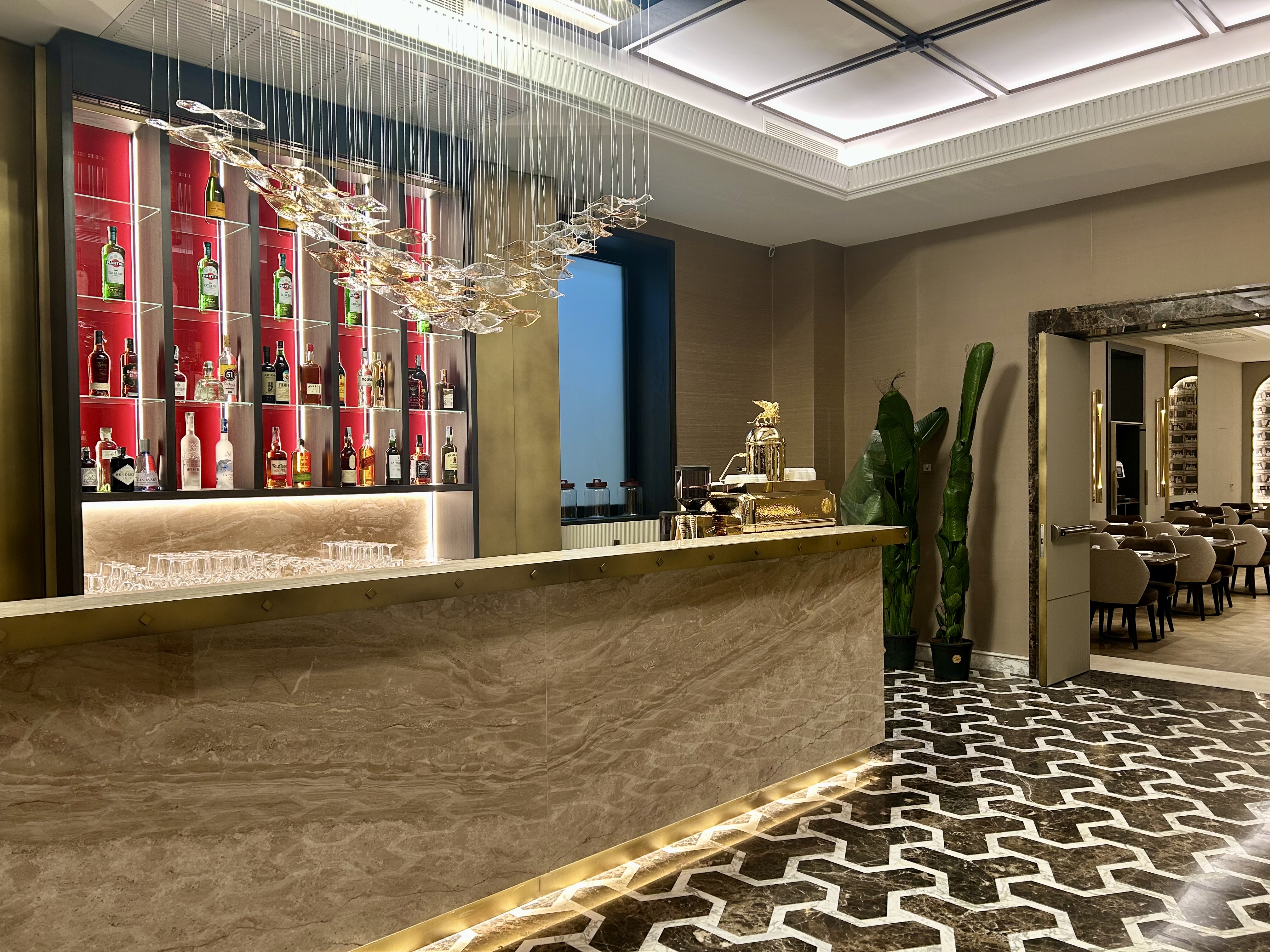 aria palace