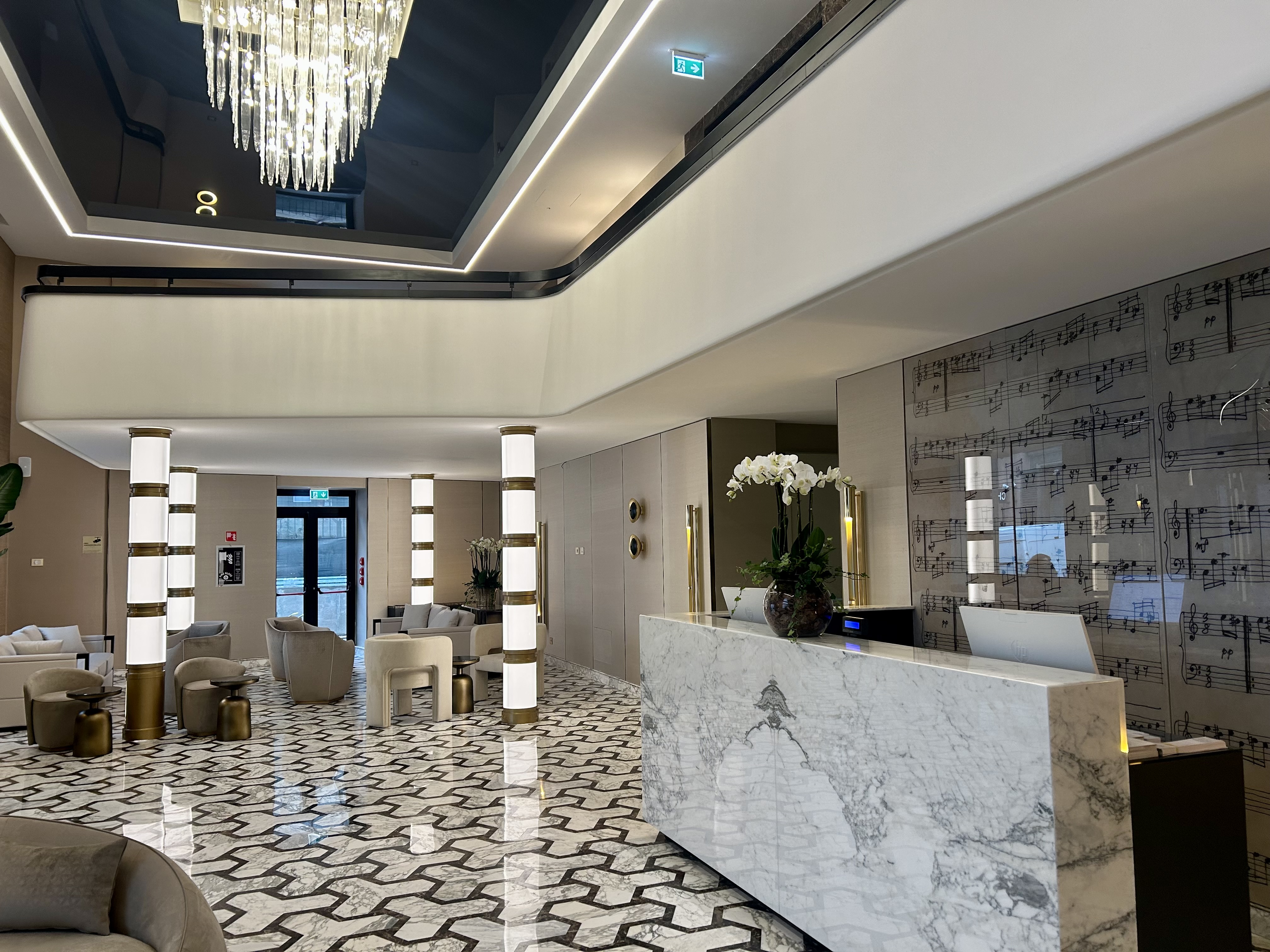 aria palace