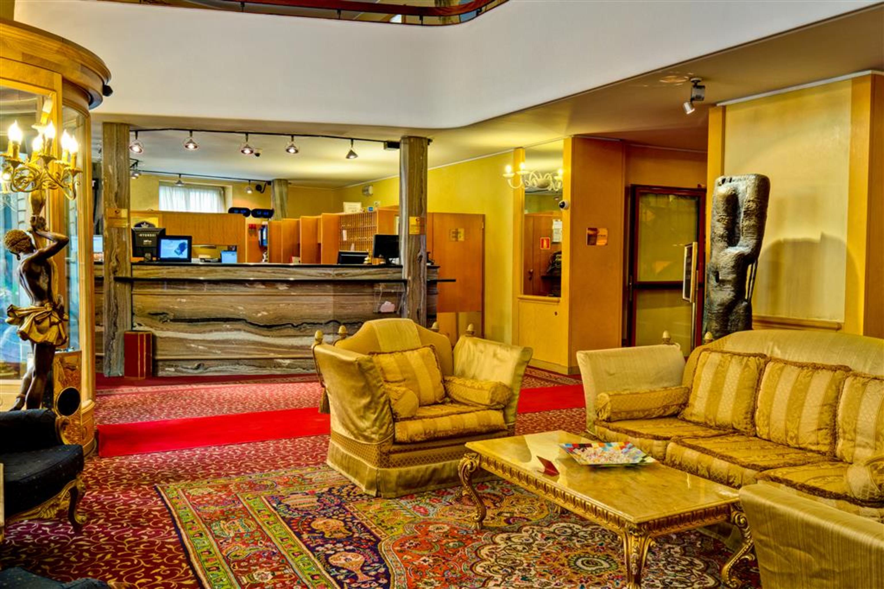 aria palace