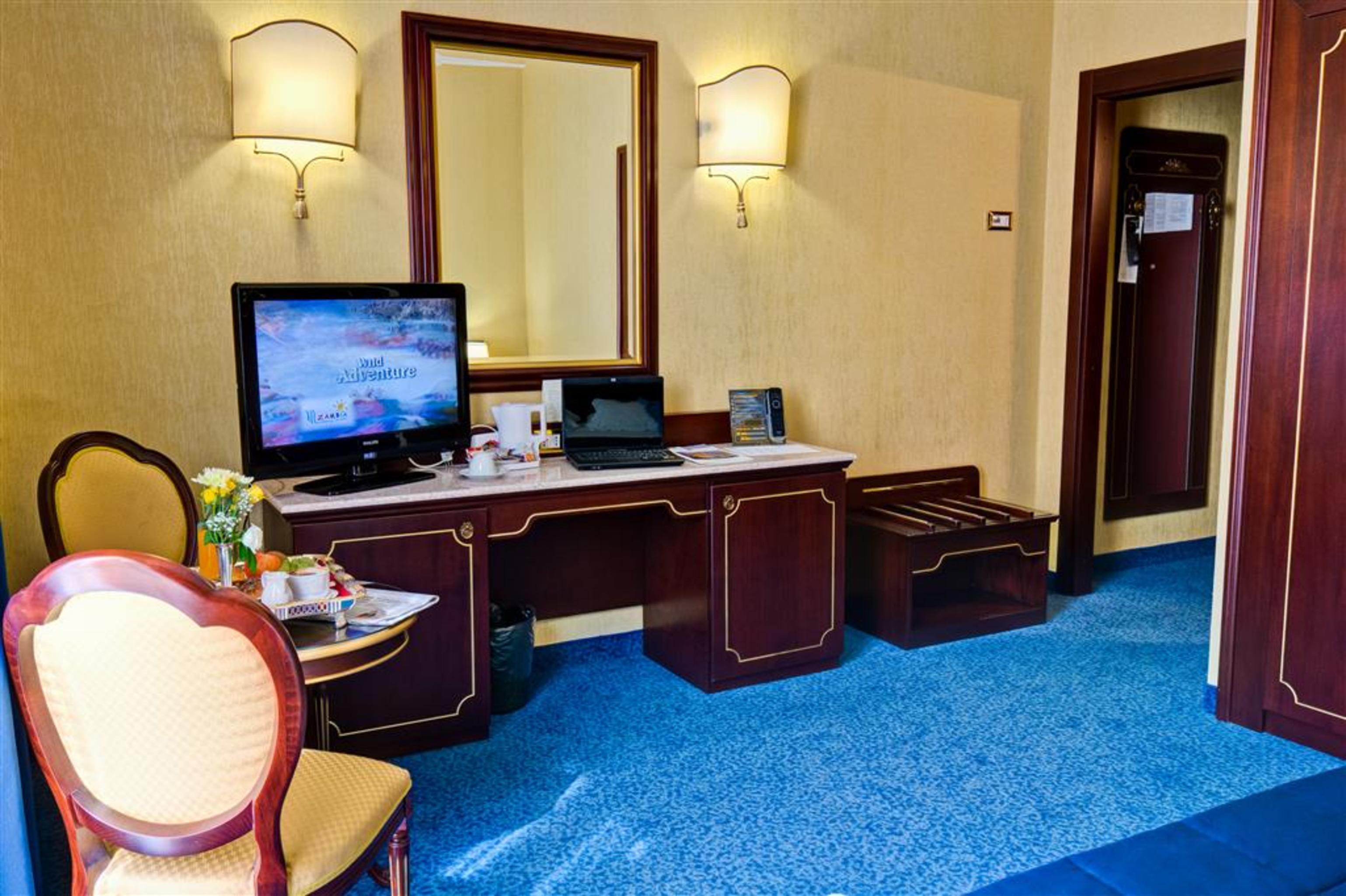 aria palace