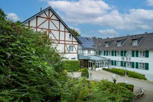 Waldhotel Eskeshof,Wuppertal>>Dusseldorf,4 star