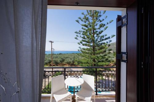 lithos by the sea