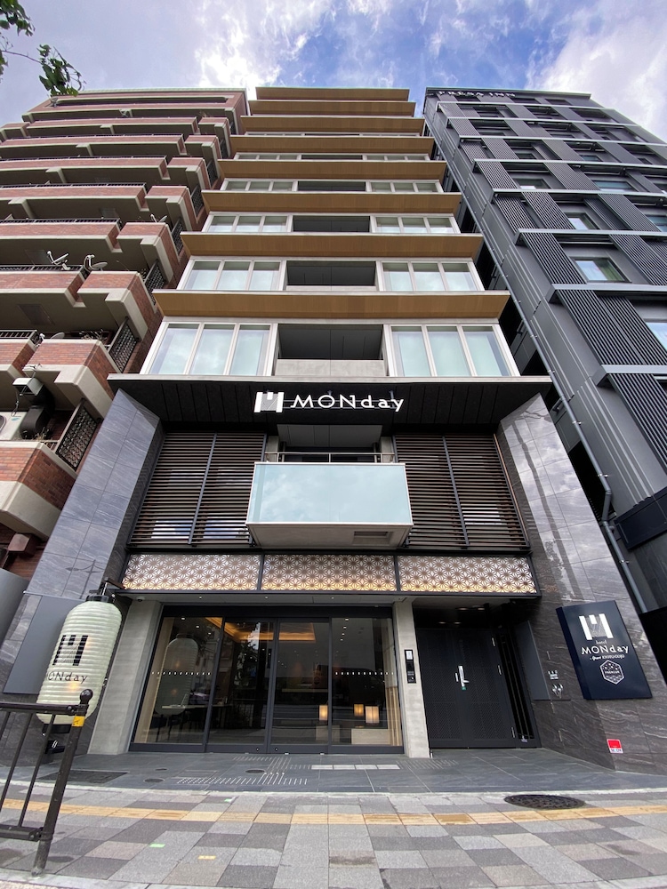 premium apart monday kyoto gojo