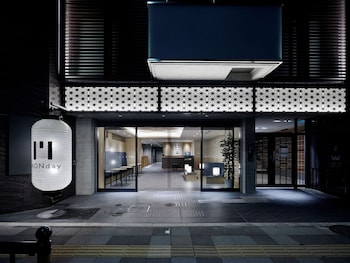 premium apart monday kyoto gojo