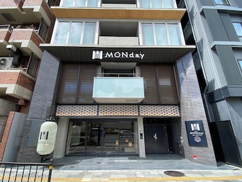 premium apart monday kyoto gojo