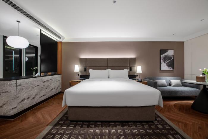 intercity hotel hangzhou west lake wulin plaza