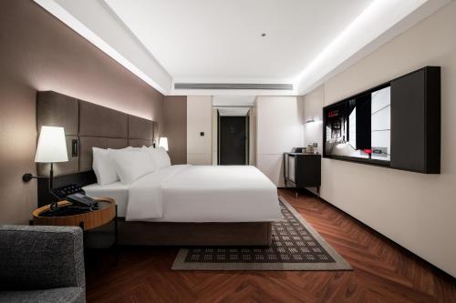 intercity hotel hangzhou west lake wulin plaza