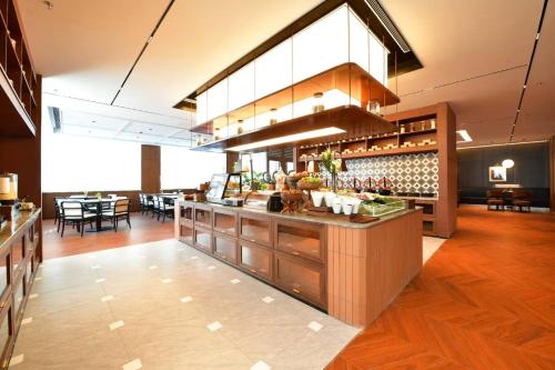 intercity hotel hangzhou west lake wulin plaza