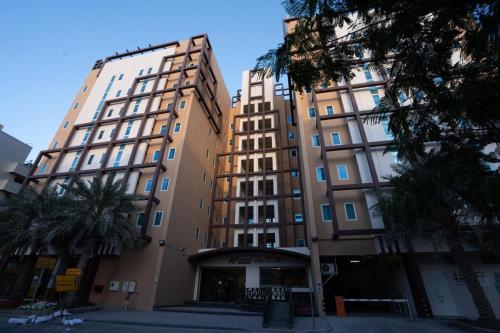 al liwan residence