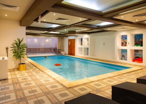 al liwan residence