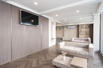 Surestay Plus By Bw Ramkhamhaeng Airport Rail Link Bangkok,,4 star