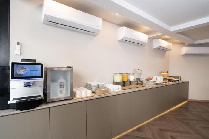 surestay plus by bw ramkhamhaeng airport rail link bangkok