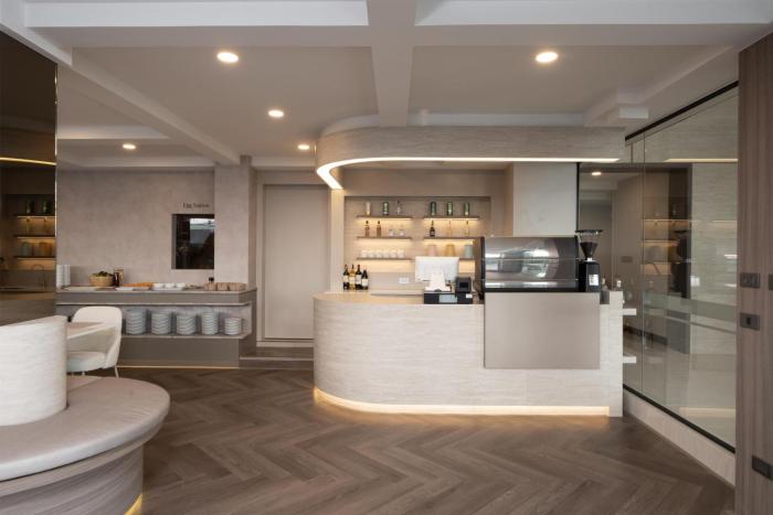 surestay plus by bw ramkhamhaeng airport rail link bangkok
