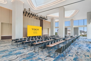 voco scenia bay nha trang by ihg