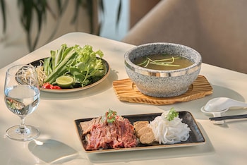 voco scenia bay nha trang by ihg