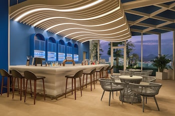 voco scenia bay nha trang by ihg