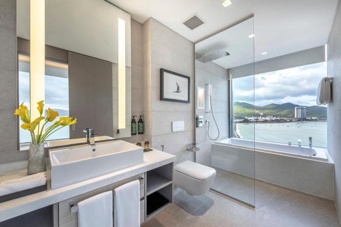 voco scenia bay nha trang by ihg