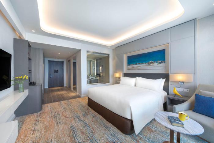 voco scenia bay nha trang by ihg