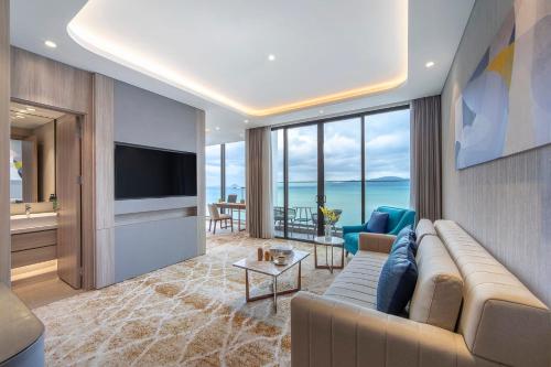 voco scenia bay nha trang by ihg