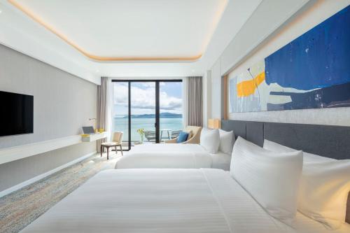 voco scenia bay nha trang by ihg