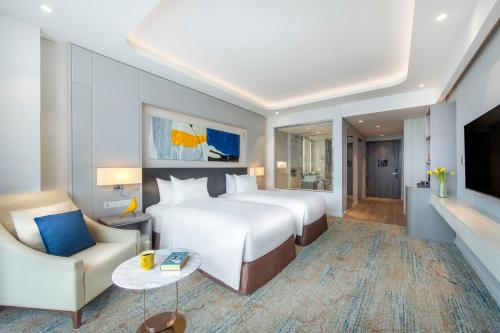 voco scenia bay nha trang by ihg